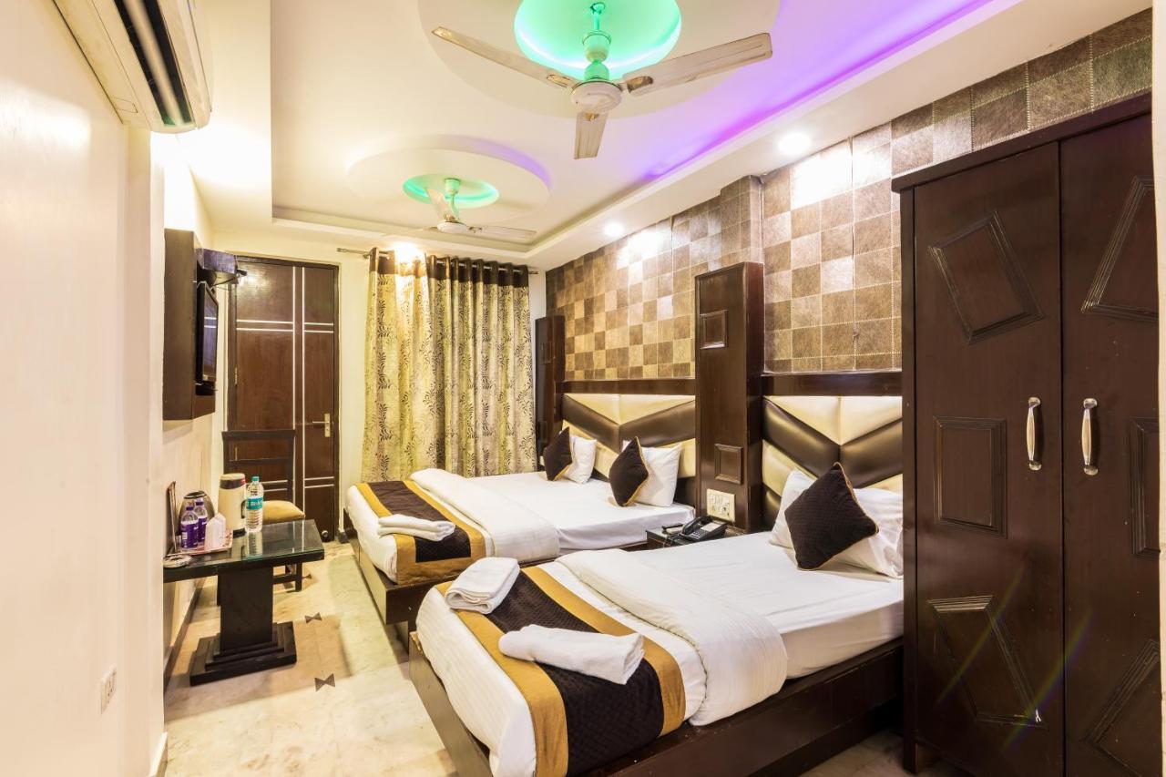 Hotel Grand Shyam- In Front Of New Delhi Railway Station-Couple Friendly Exteriör bild