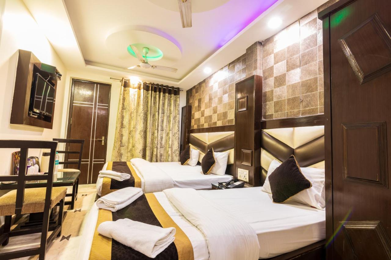 Hotel Grand Shyam- In Front Of New Delhi Railway Station-Couple Friendly Exteriör bild