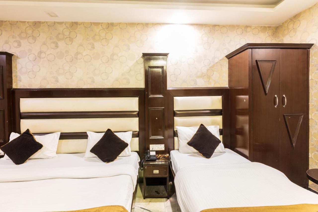 Hotel Grand Shyam- In Front Of New Delhi Railway Station-Couple Friendly Exteriör bild